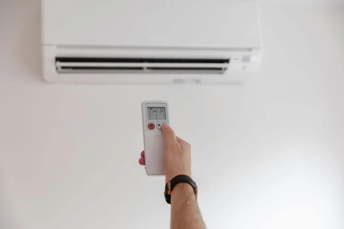 Máy lạnh 1 ngựa chạy 1 giờ tốn bao nhiêu điện?