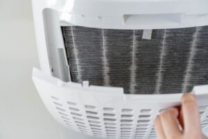 vệ sinh máy lạnh tại nhà